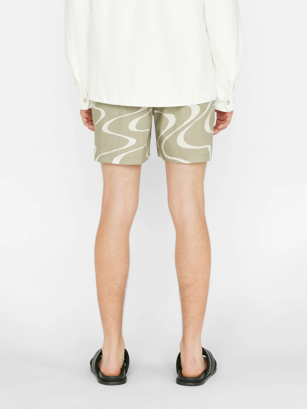 Abstract Wave Graphic Short in Sand Beige Print (Final Sale) - Image 3