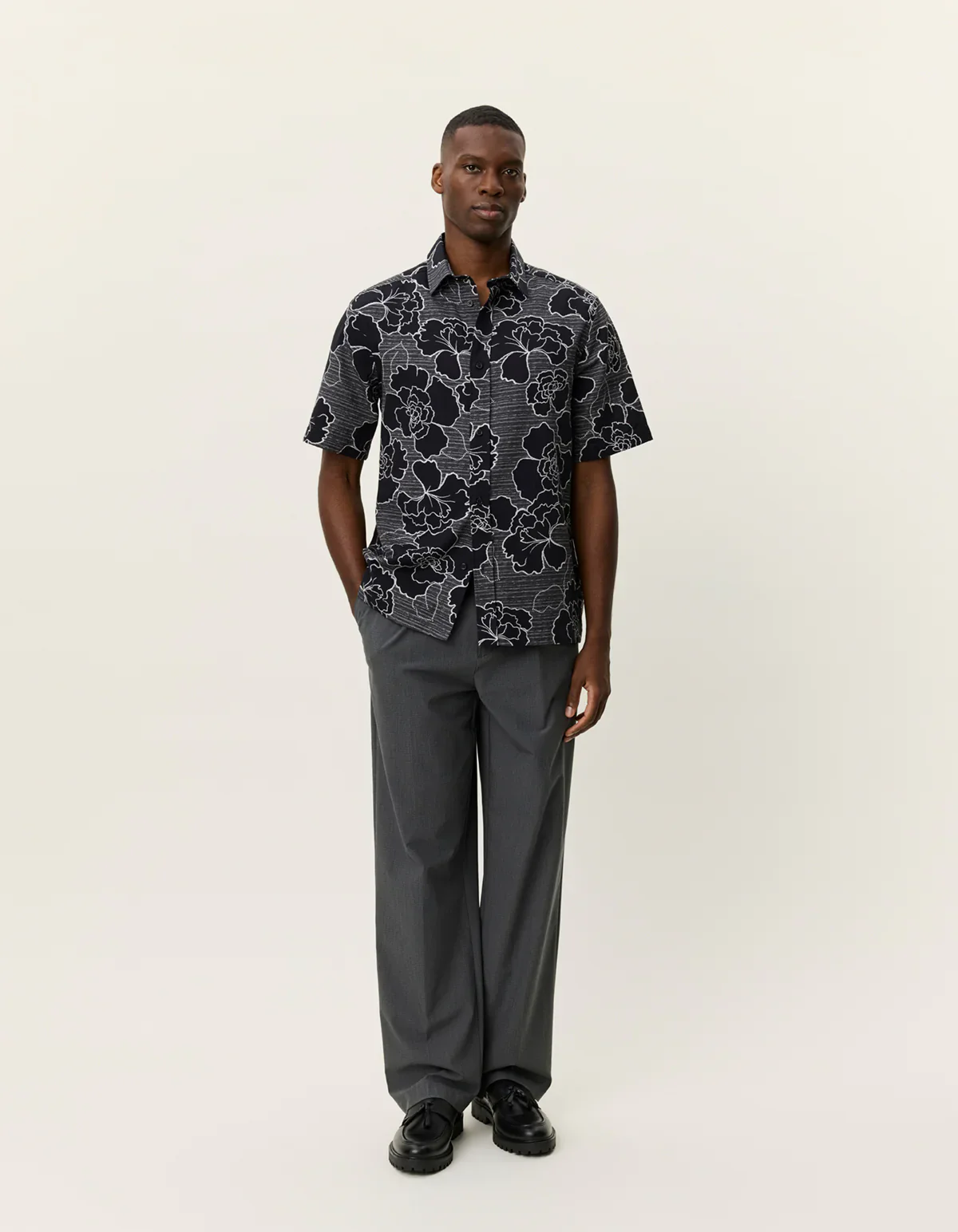 Charlie Poppy AOP SS Shirt - Image 2