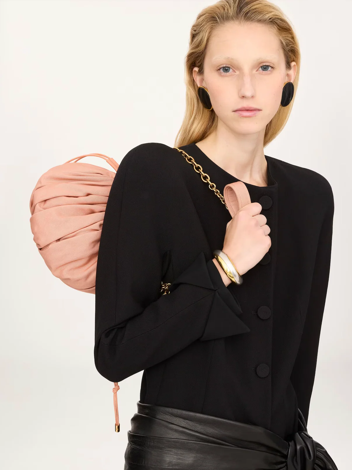 Chloé Plissé shoulder bag with chain in nylon Summery Beige - Image 5