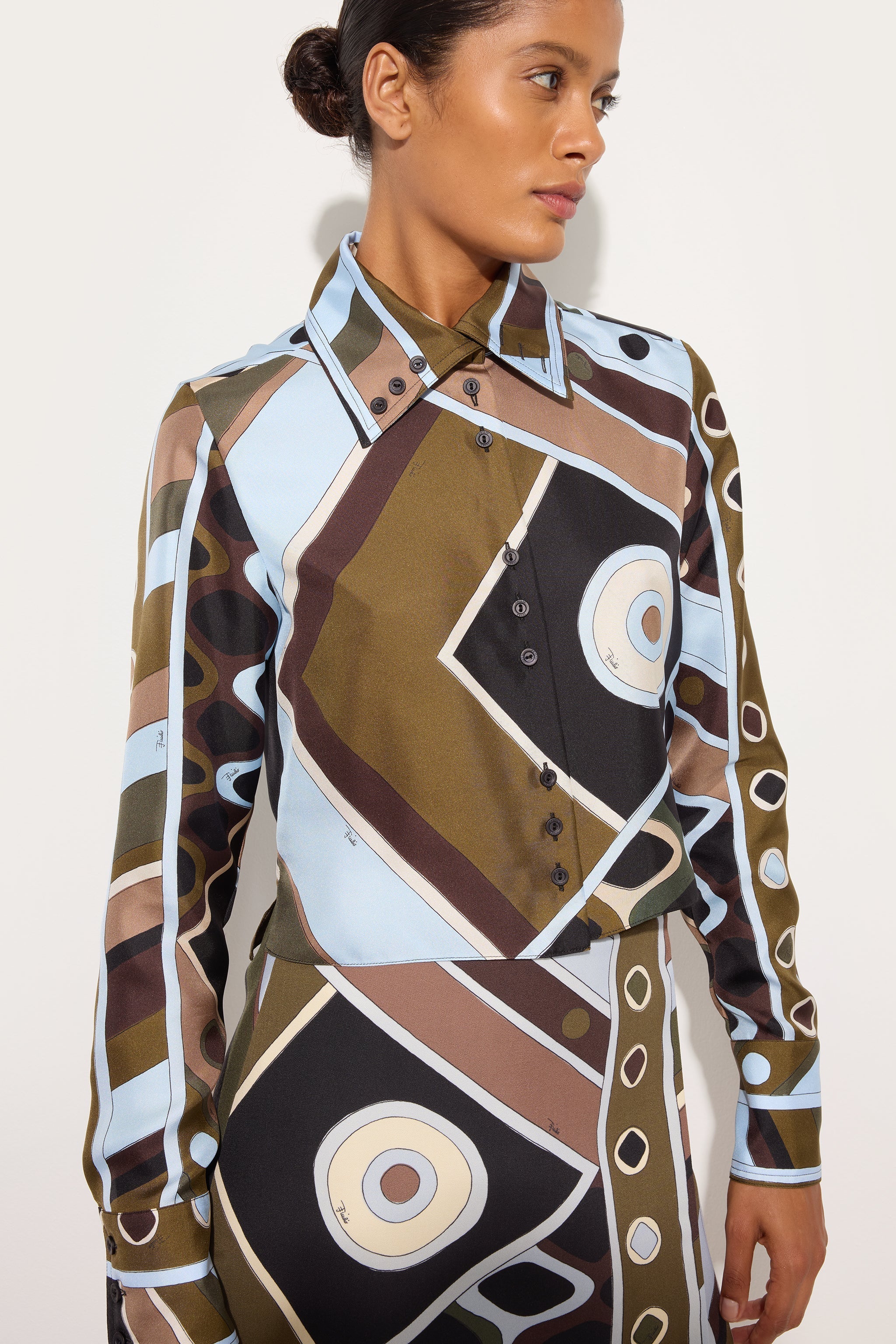 Vivara Print Silk Crop Shirt - Image 5