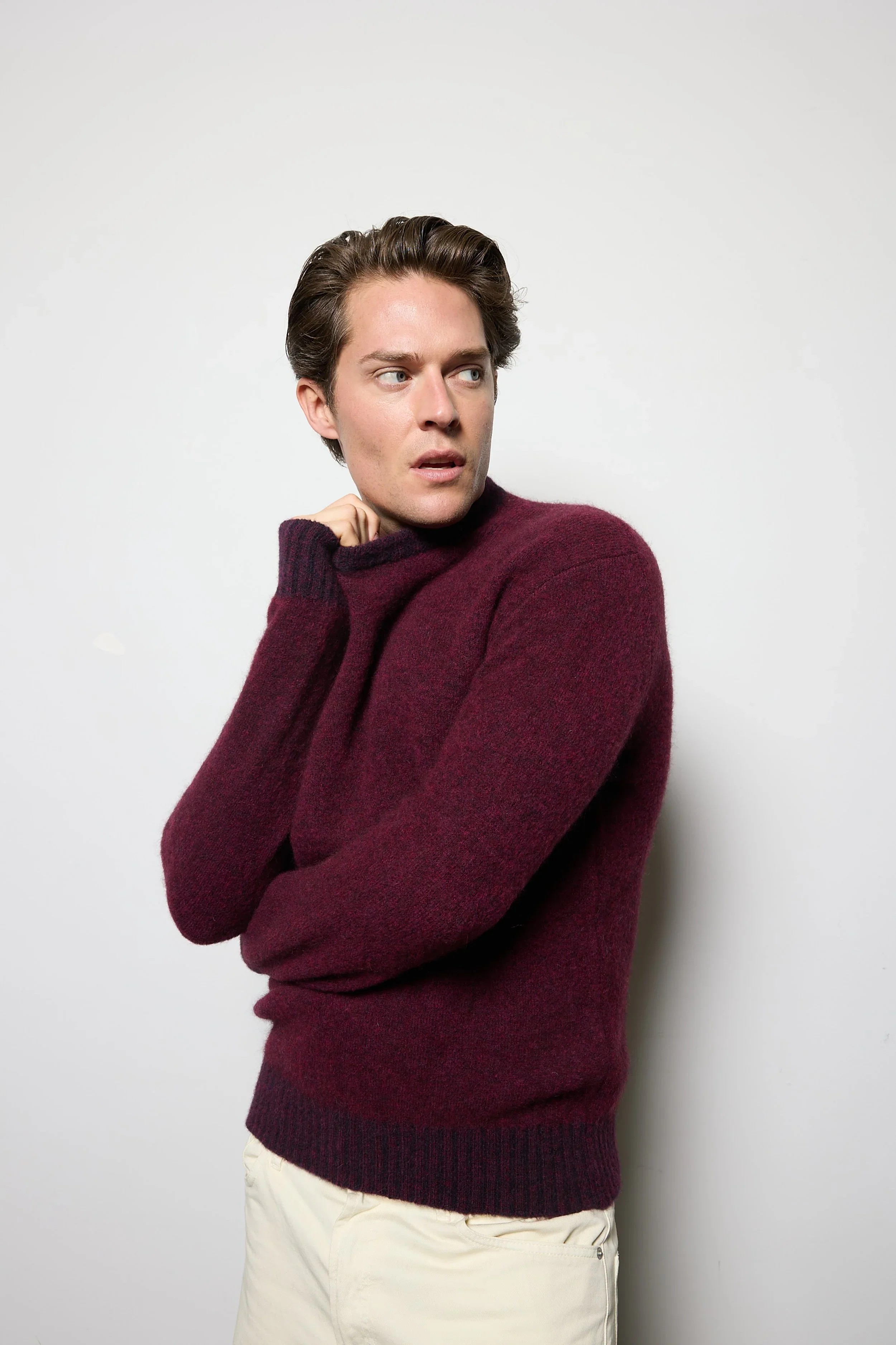 Gstaad Sweater Wool Burgundy - Image 2