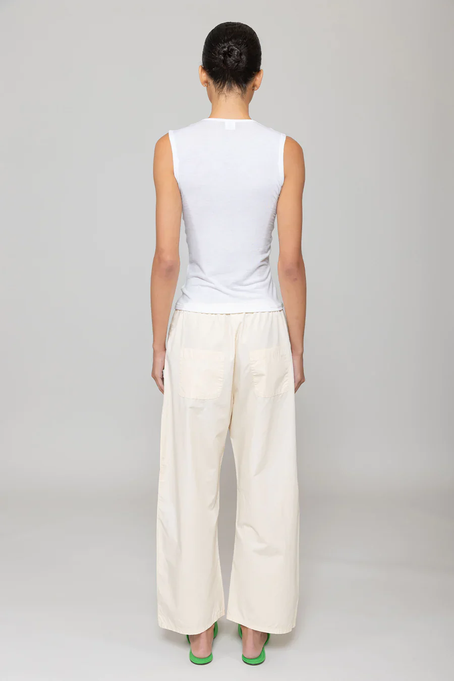 Julien Sleeveless Crew - Image 3