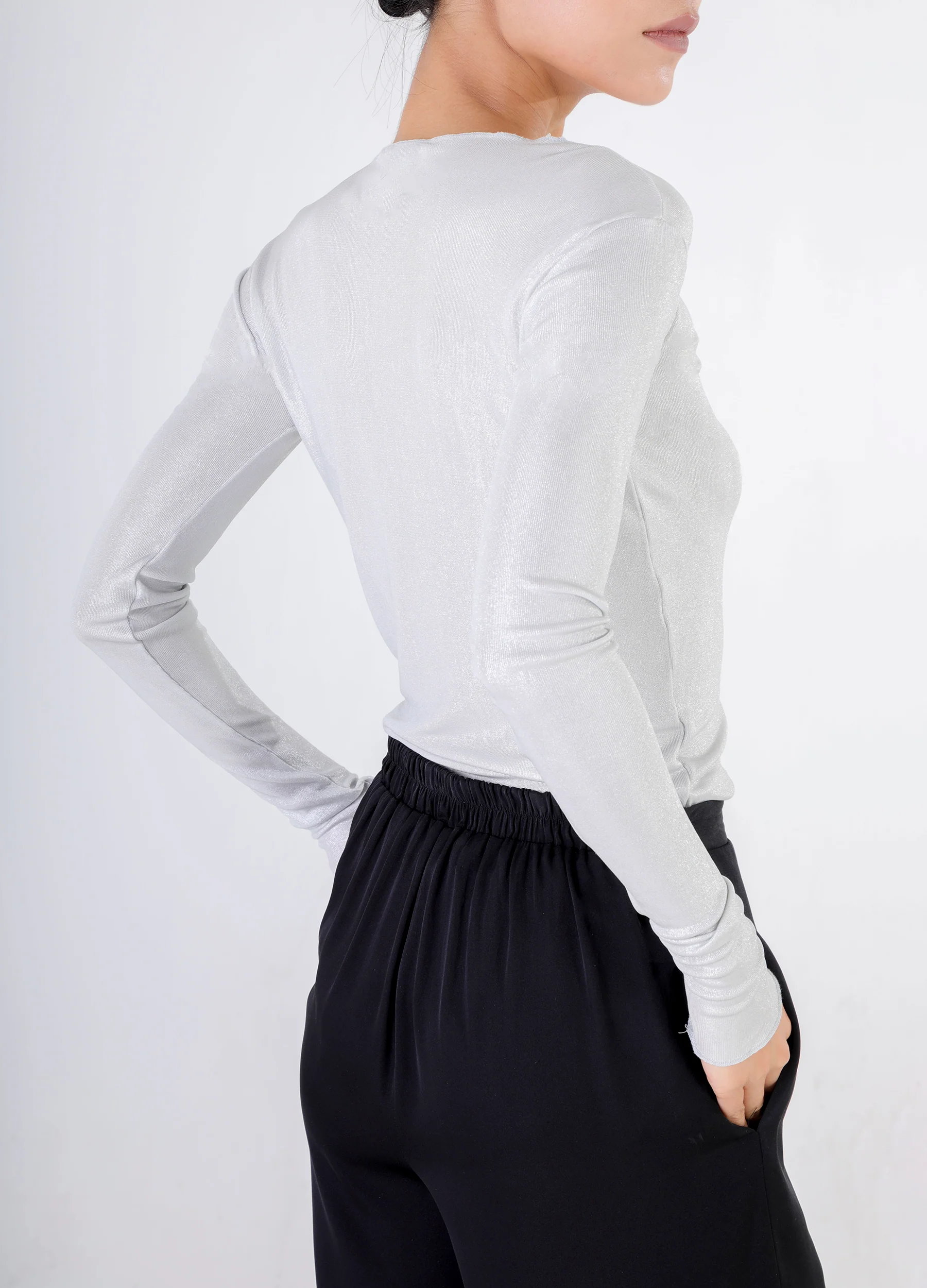 Knit Silk Roundneck L/S T shirt Silver - Image 3