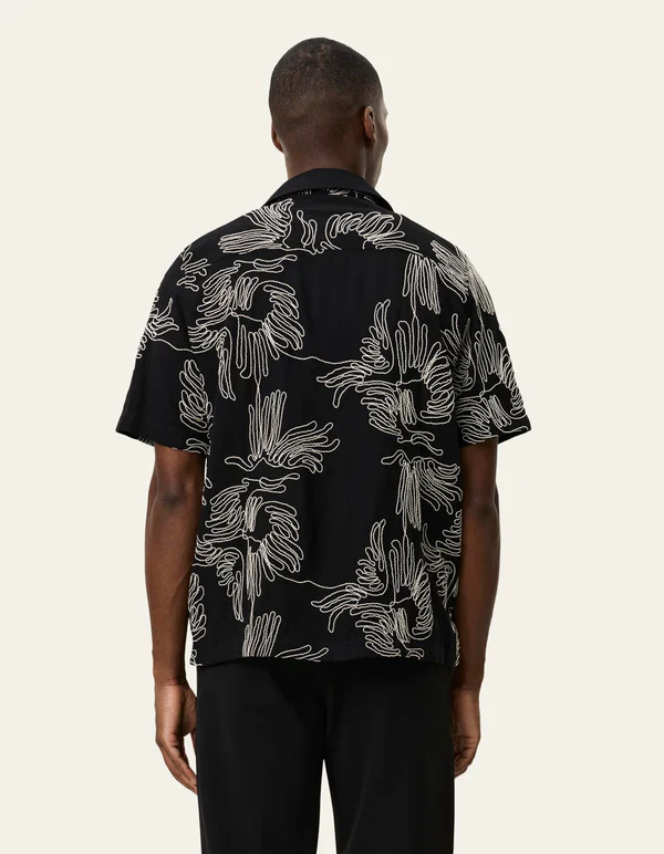 Liam AOE Flowers SS Shirt Black - Image 4
