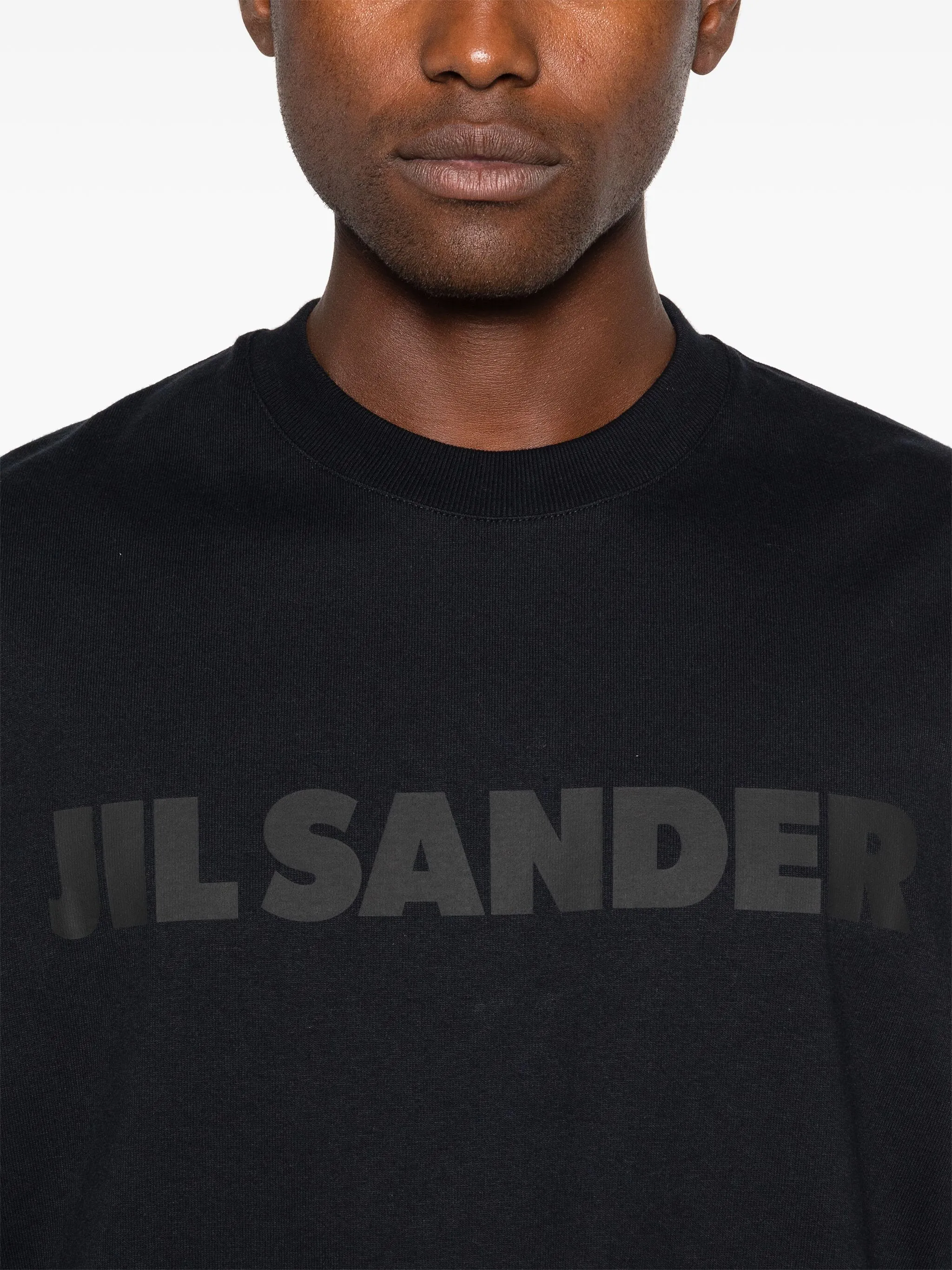 Logo T-Shirt Black on Black - Image 6