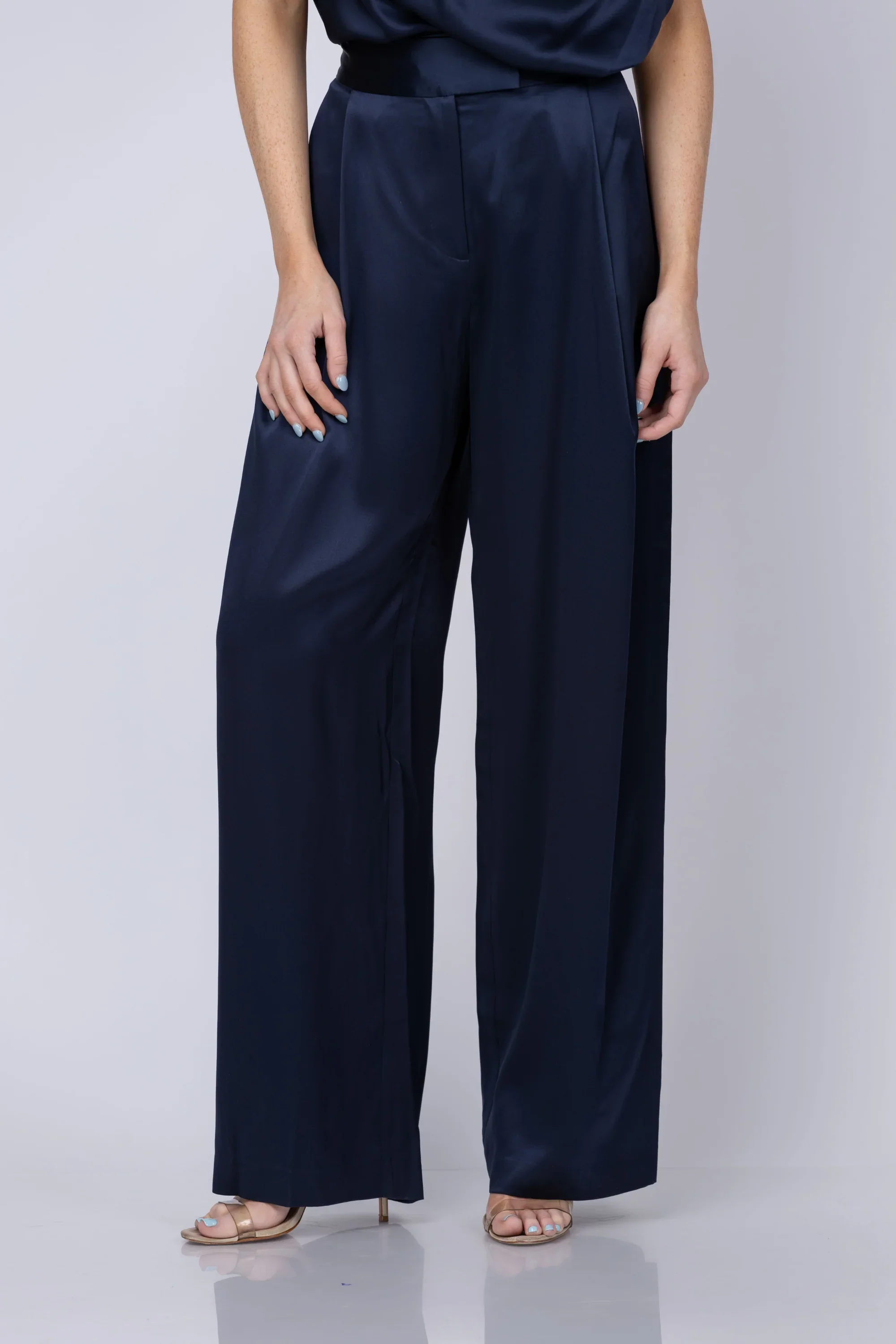 Relaxed Trouser Space - Image 2