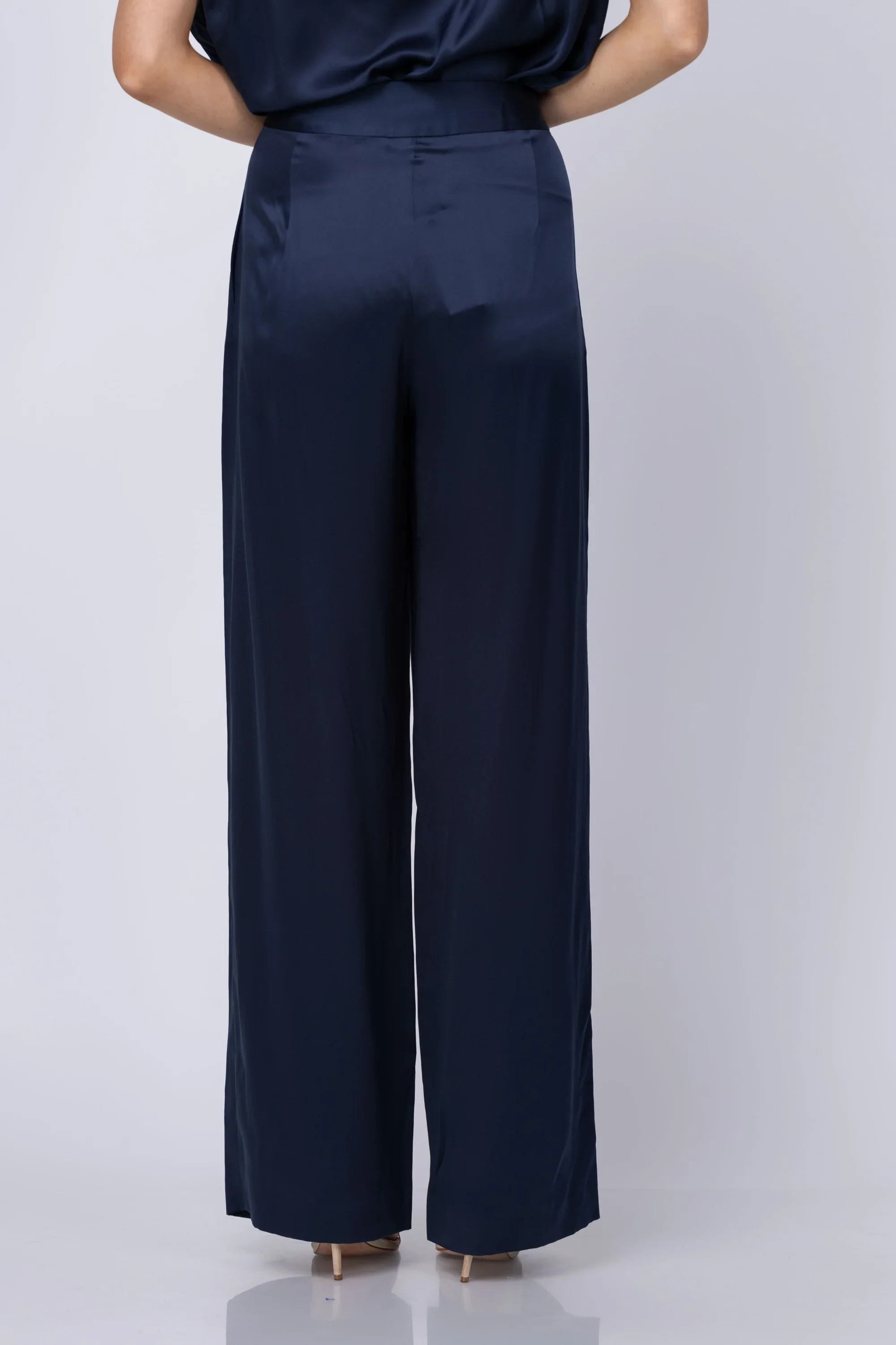 Relaxed Trouser Space - Image 4