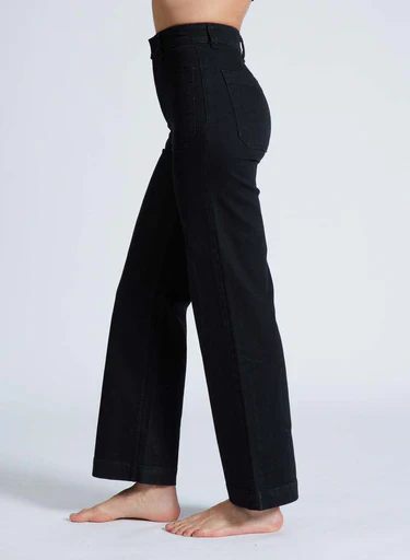 Sailor Velvet Black - Image 3