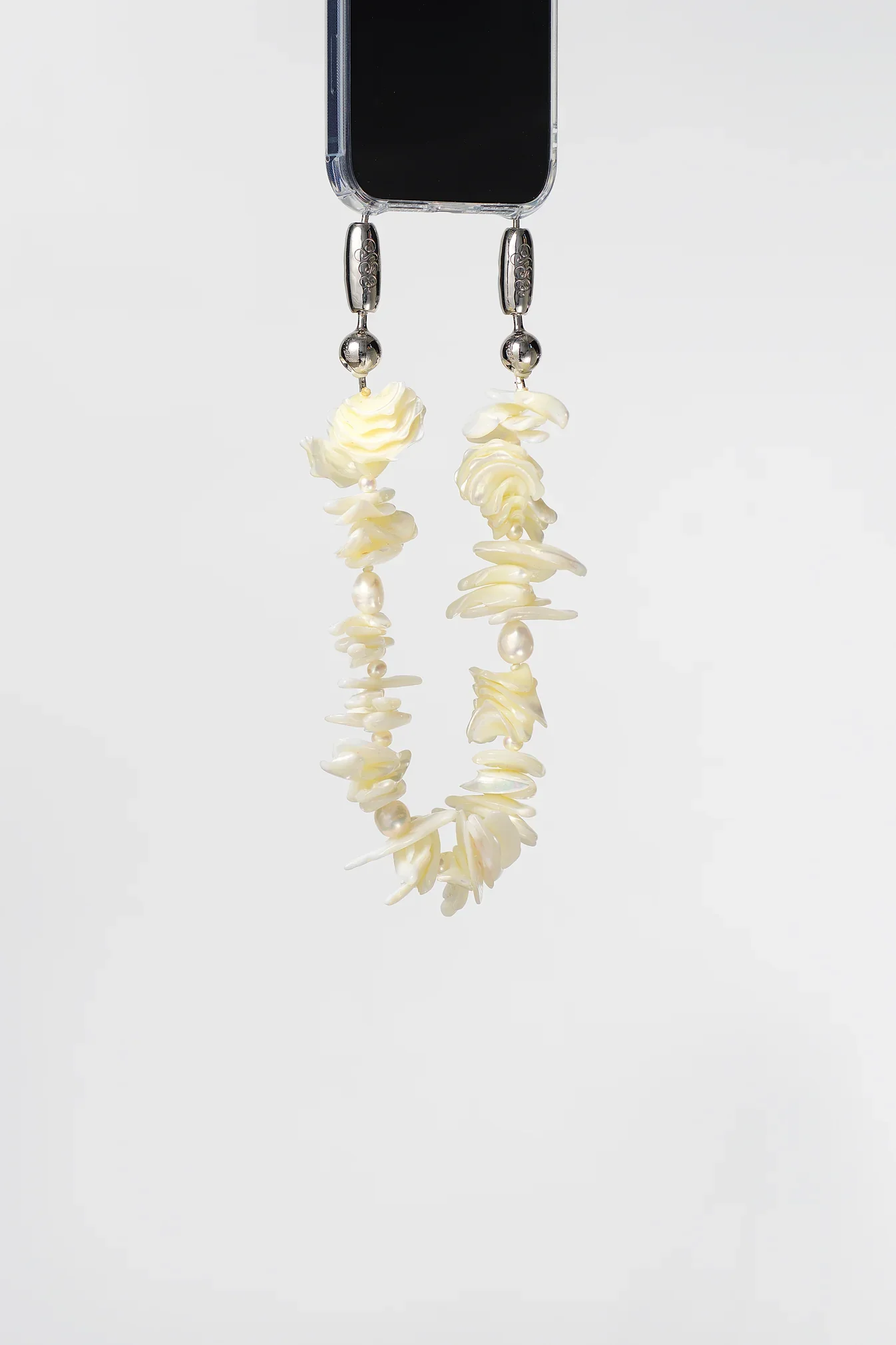 Shell Stacked Pearl Wristlet - Image 4