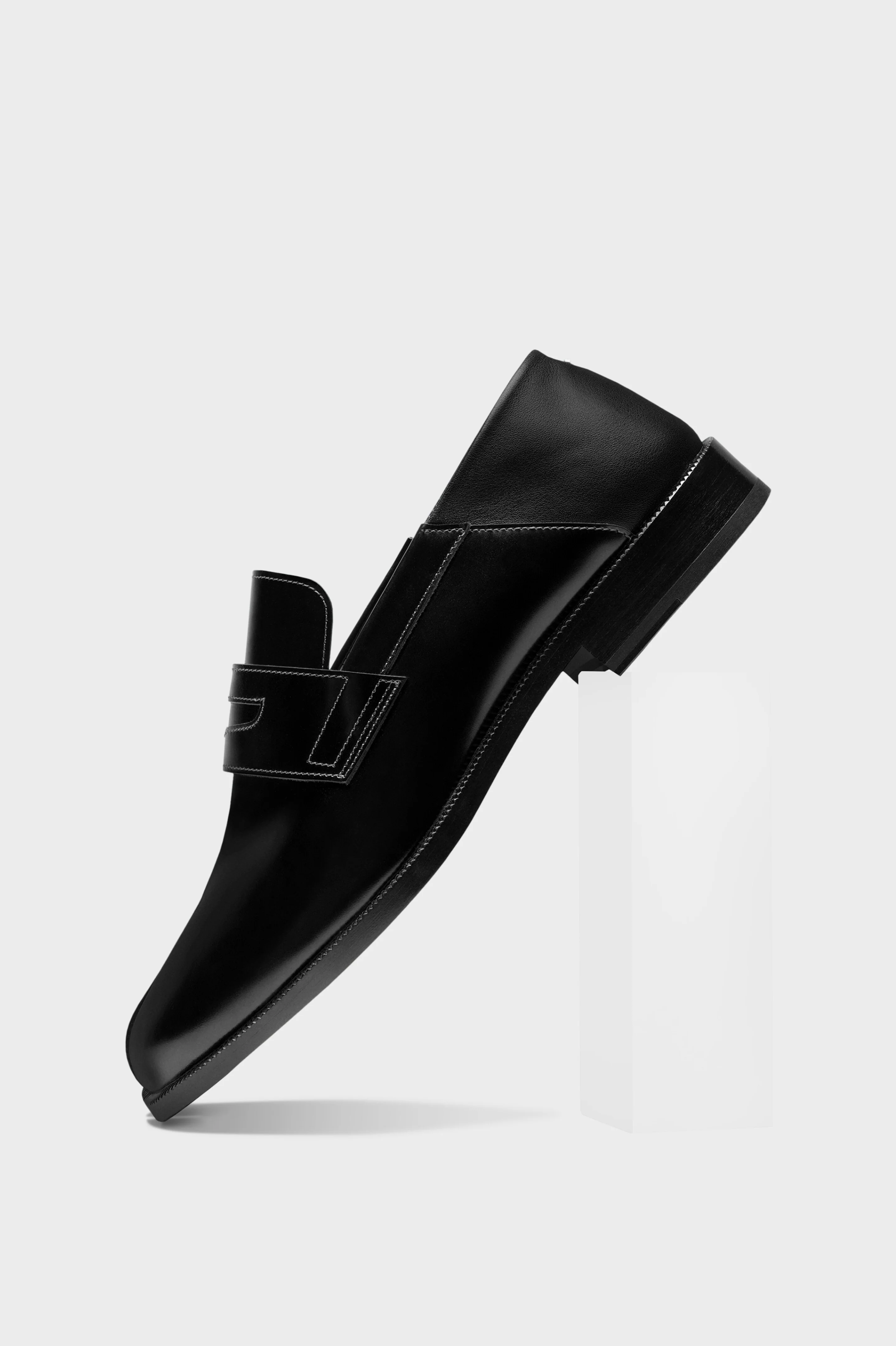 Tabby Slip On Black - Image 2