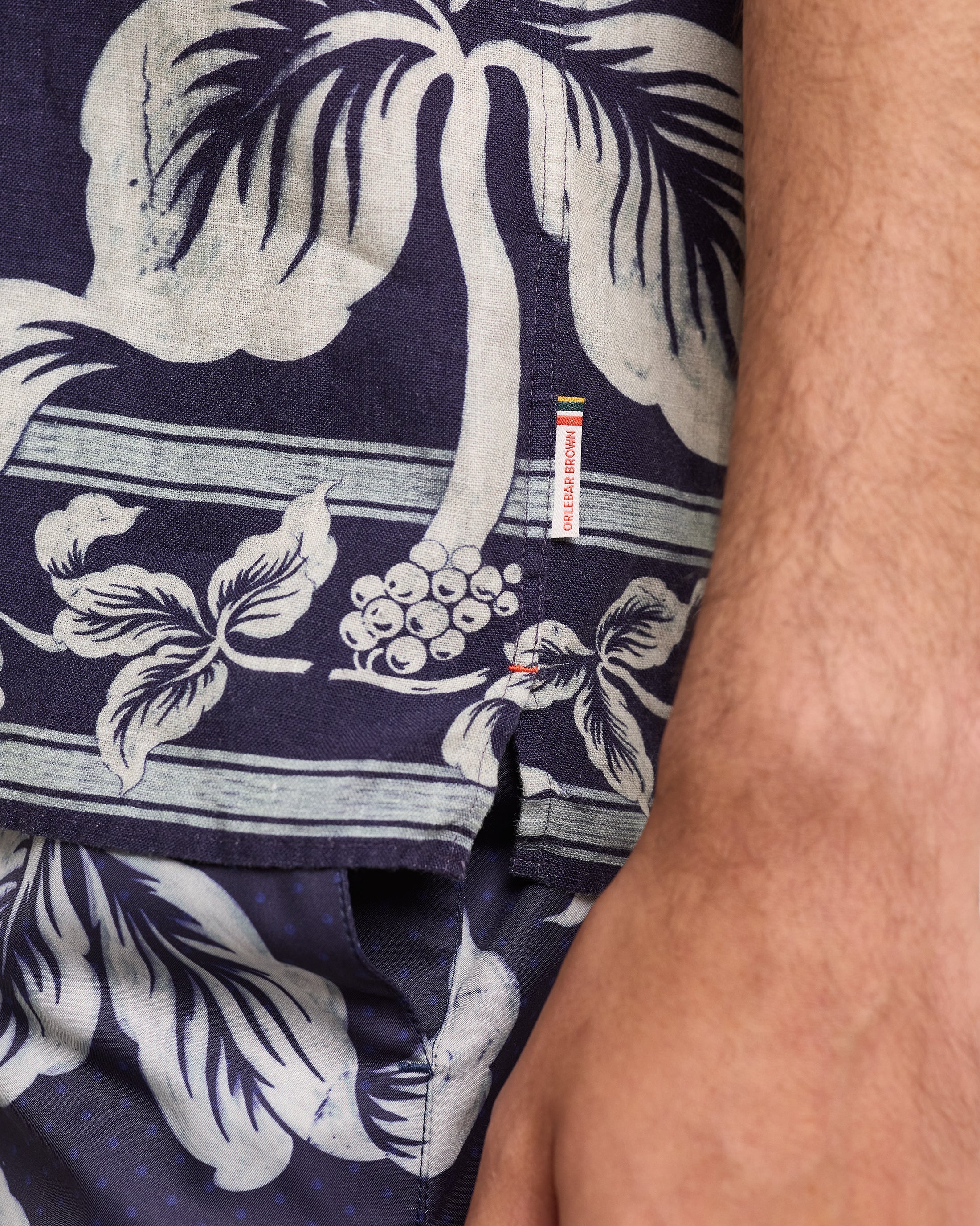 Maitan Linen Petralis Garland Shirt - Image 5