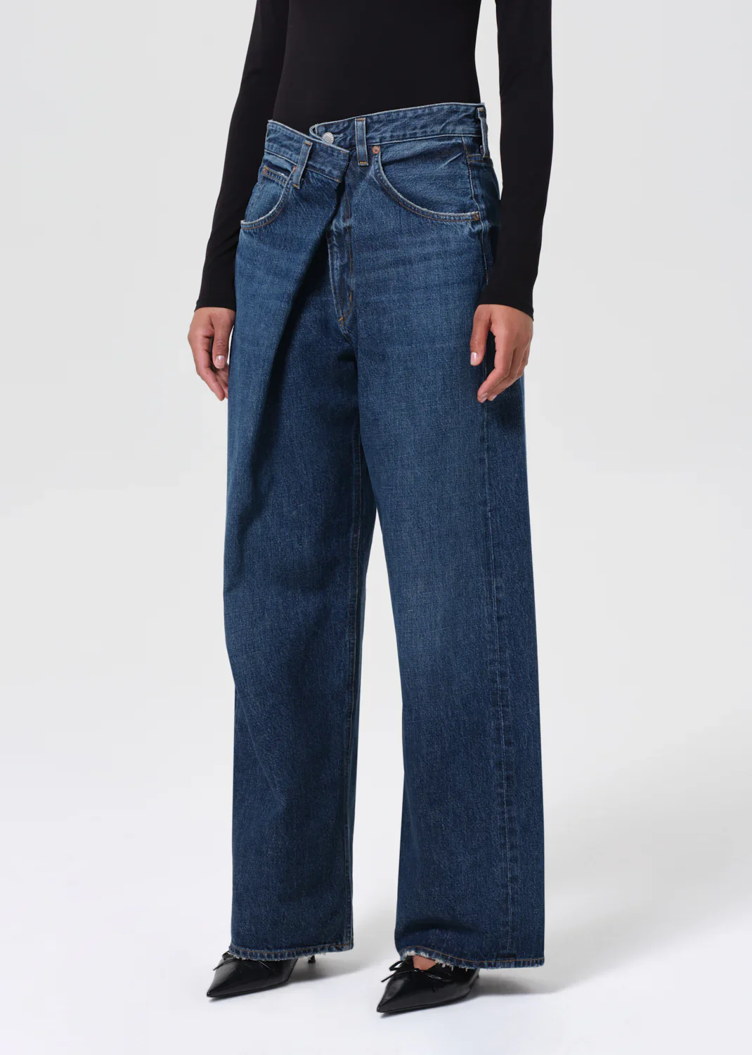 Vana Jeans in Nexus - Image 3