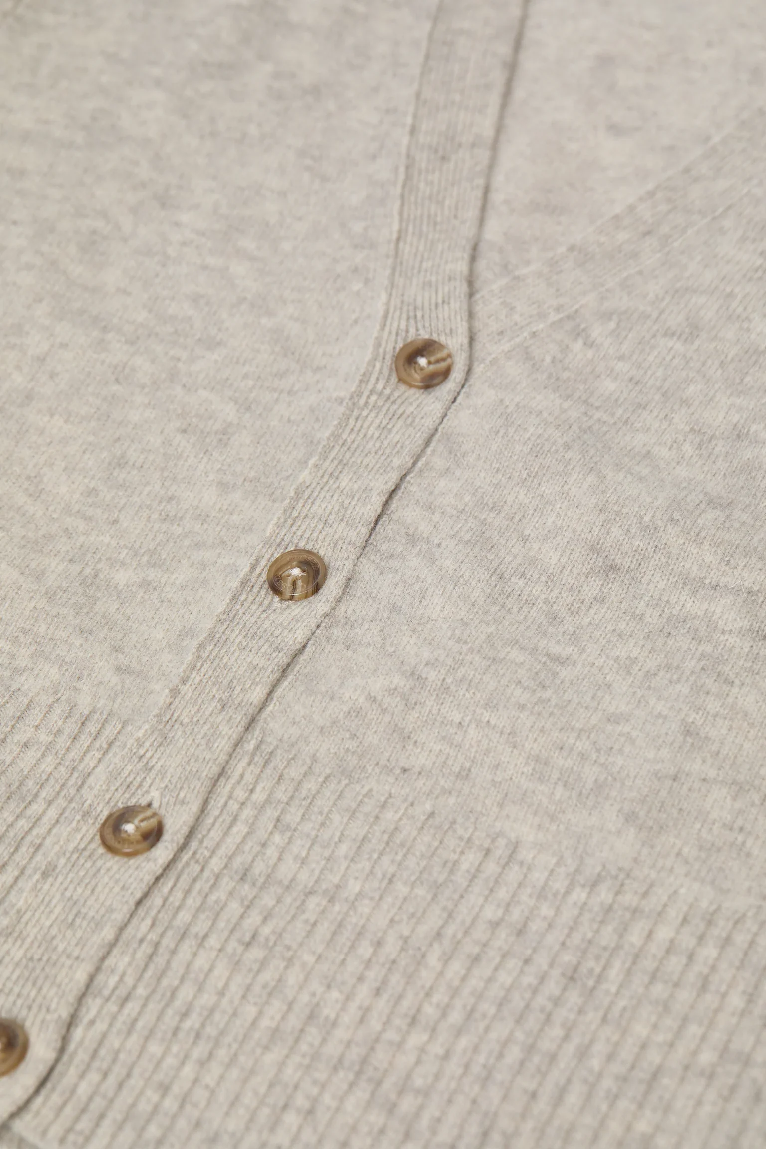 V Neck Cardigan Beige Mélange - Image 4