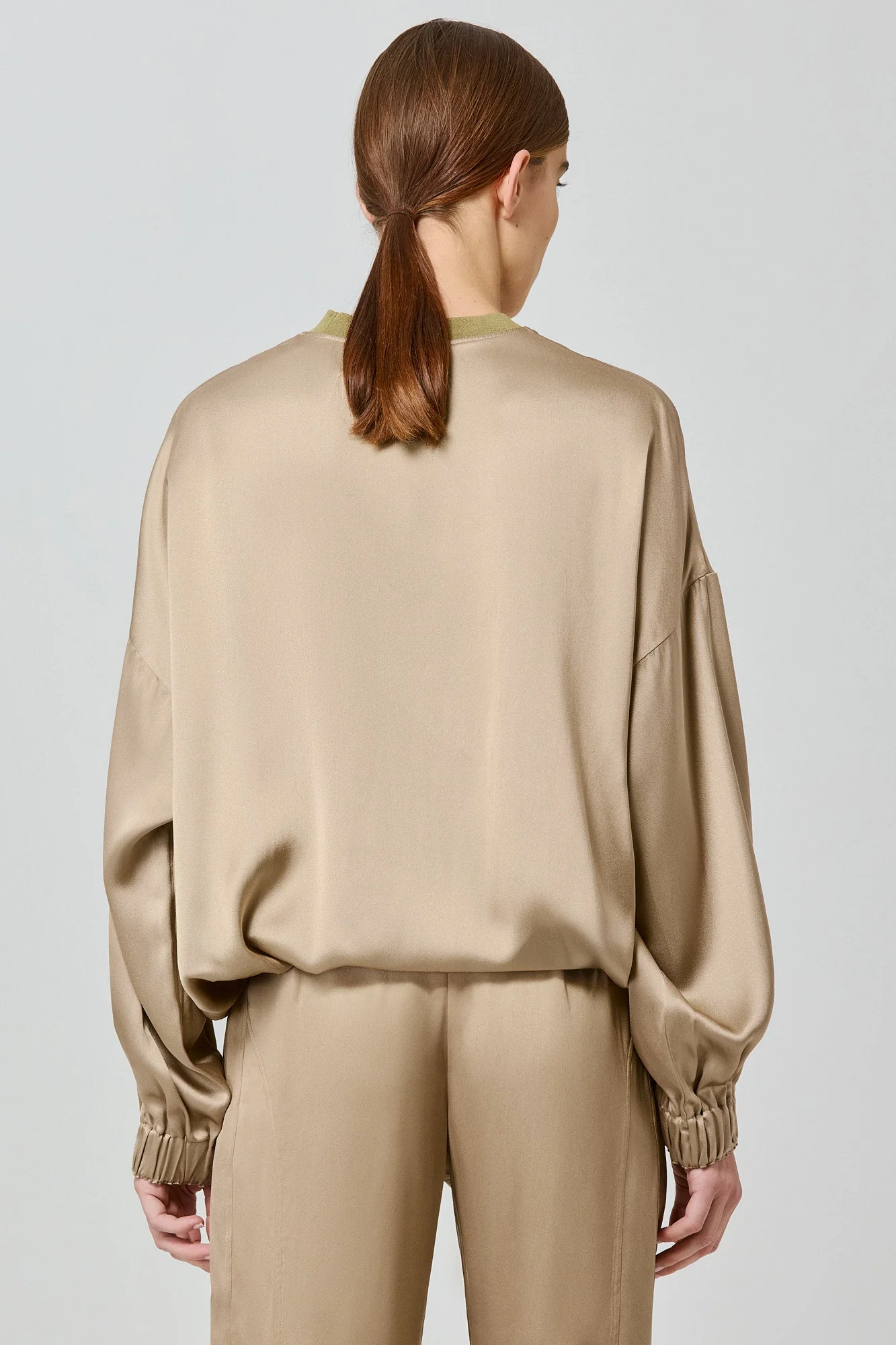 Valentina Round Neck Sweater Mud - Image 3